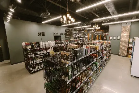 high-end-liquor-store-with-real-estate