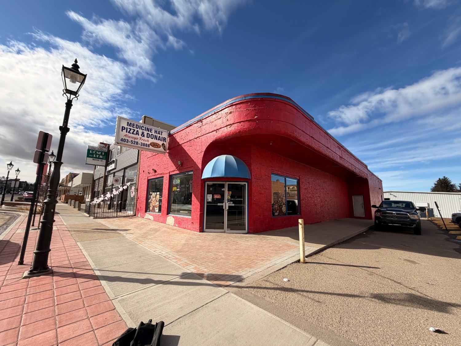 pizza restaurant opportunity medicine hat1 1